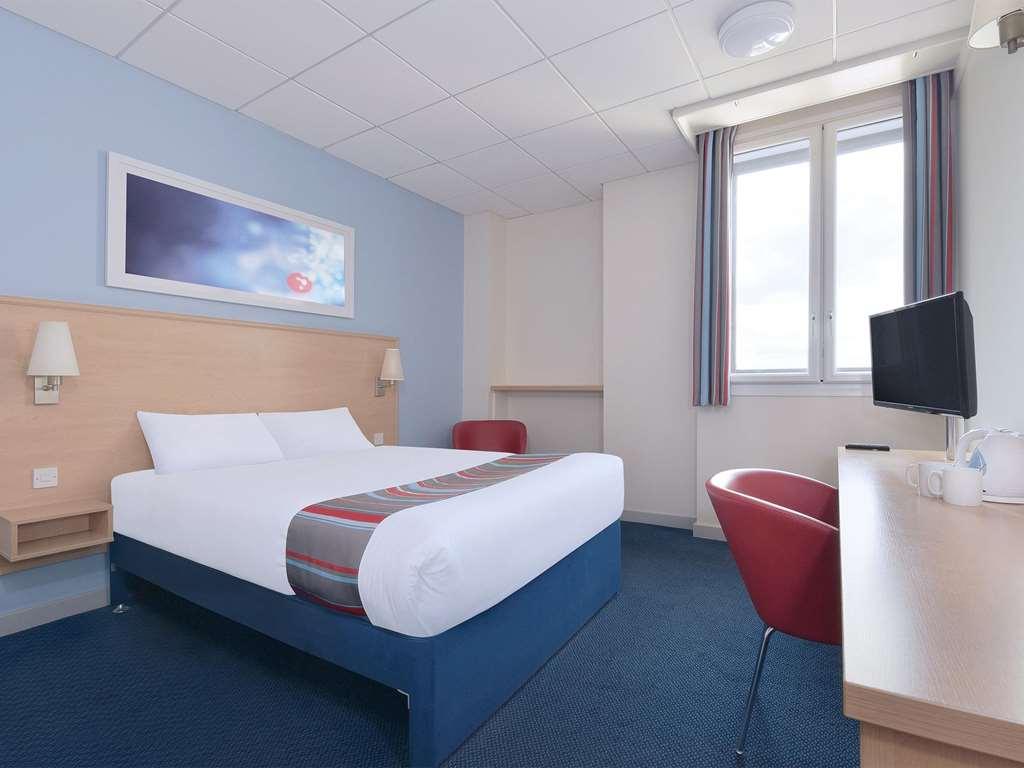 Travelodge Birmingham Central Broadway Plaza Phòng bức ảnh